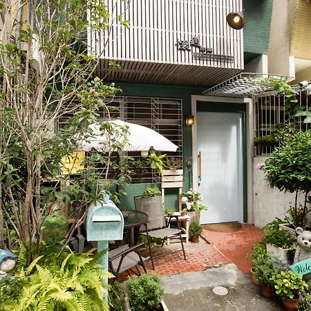 Cozy Cozy Hostel 타이난 외부 사진