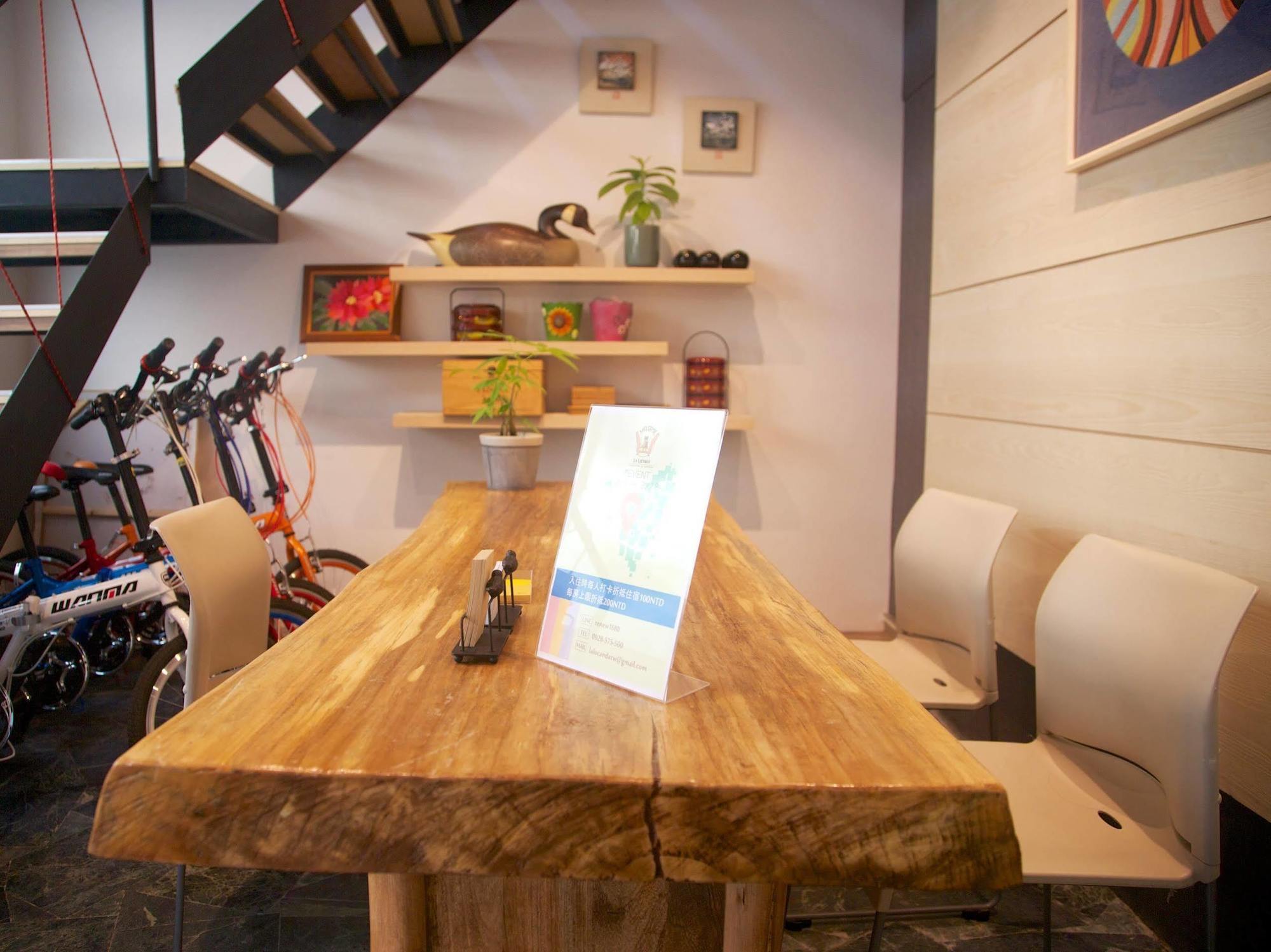 Cozy Cozy Hostel 타이난 외부 사진